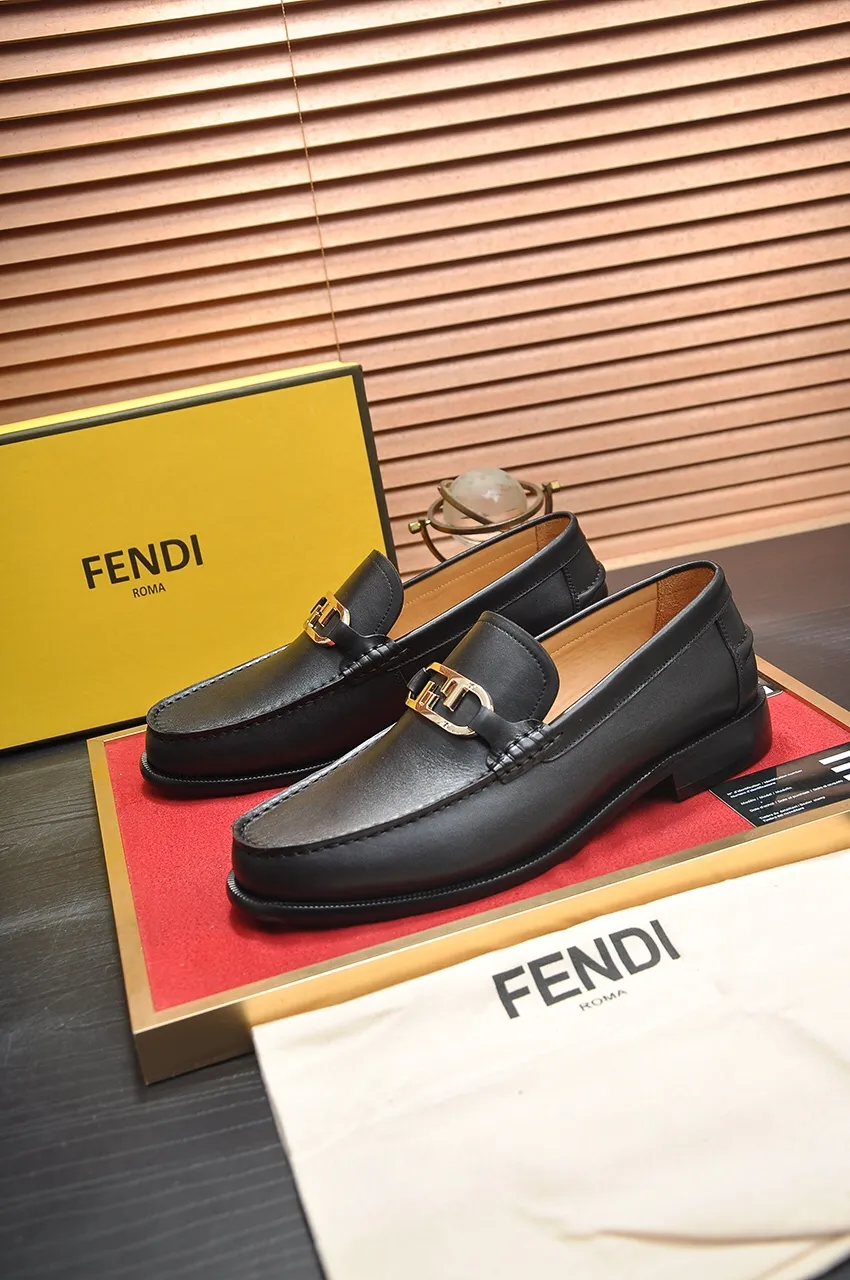 Men's shoes💰560💶[FENDI] The latest high-end men's shoes in Hong Kong! Original quality. The upper is made of imported cowhide material and cowhide lining! Super comfortable on the foot, original wear-resistant outsole, luxurious, fashionable, casual and versatile! Size: 38-45 (45 customized)